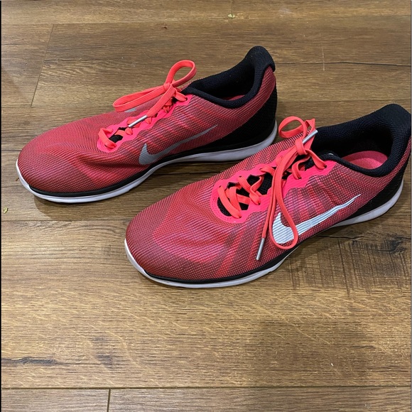 Nike Running Shoes - Picture 3 of 10